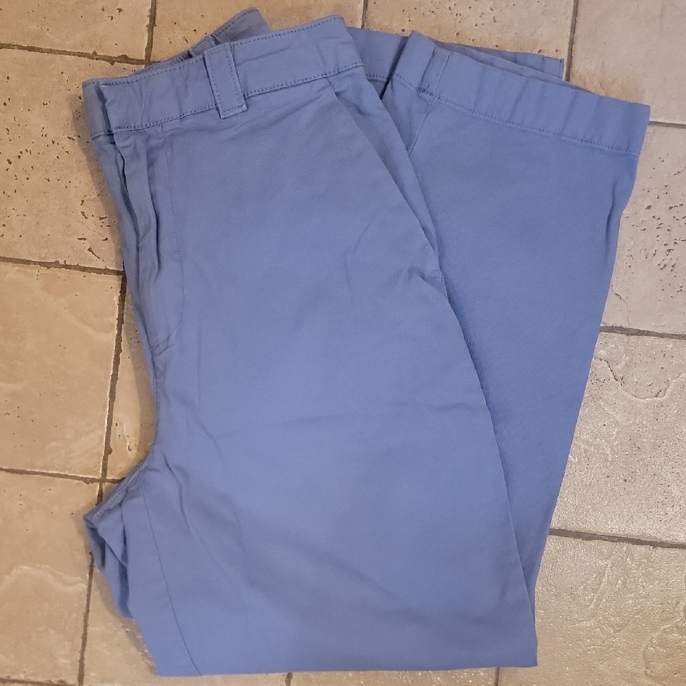 Like New Gap Straight Up Khaki Pants